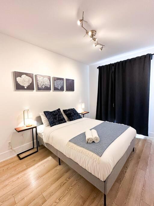 Elegant Suites - City Views, Lake View, Free Parking Toronto Ngoại thất bức ảnh